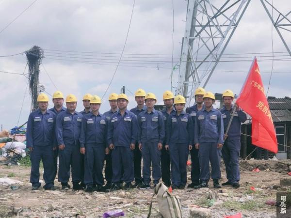 110千伏棉关线线路改造施工现场