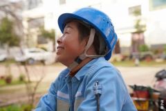 南方电网云南曲靖师宗供电局：基层女工陈菊莲要退休了