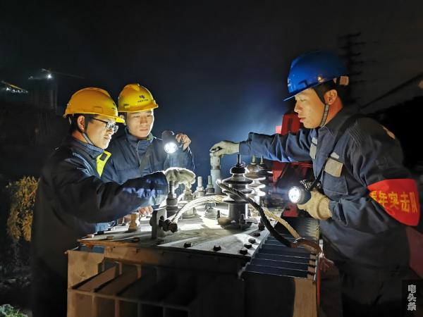 提前做好调运变压器的安装准备工作